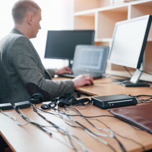 The Benefits of Telecoms for Remote Teams in London